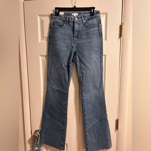 Good American flare leg jeans. BNWT. Size 29/8